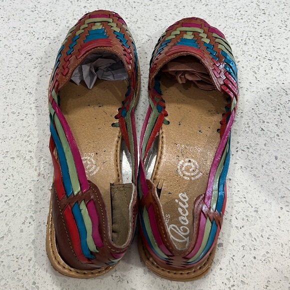 NWOT Colorful Mexican Huaraches- Size 26 - Picture 6 of 9